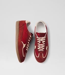 TB.490 RIFE AG SHEEN RED SUEDE
