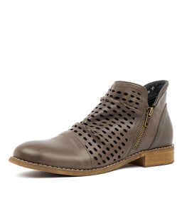 VIRGO AL OLIVE LEATHER