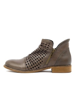 VIRGO AL OLIVE LEATHER