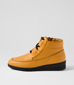 VOLUME AL MUSTARD LEATHER