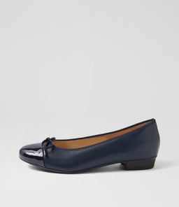 BARI 21 AR BLUE PATENT LEATHER