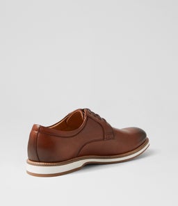 HARDY AU MID BROWN LEATHER