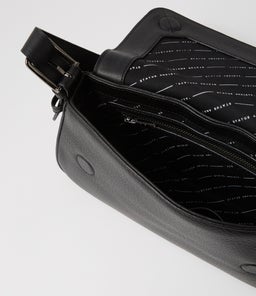 FIGURE YOU OUT AX BLACK LEATHER