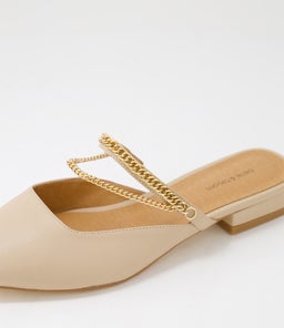 ON THE GO FLAT B2 SAND LEATHER