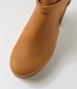 FEARLESS B2 TAN LEATHER