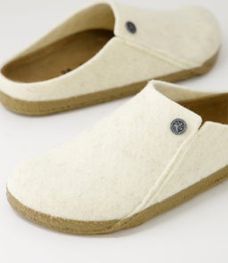 ZERMATT BK ECRU WOOL FELT