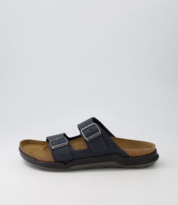 ARIZONA CROSS TOWN BK BLACK WAXY LEATHER