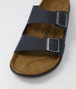 ARIZONA CROSS TOWN BK BLACK WAXY LEATHER