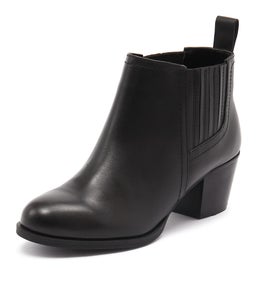 AUGUST BLACK LEATHER