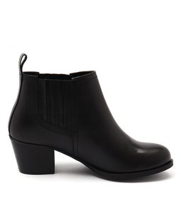 AUGUST BLACK LEATHER