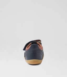 SU TIMBER LOW BQ NAVY LEATHER