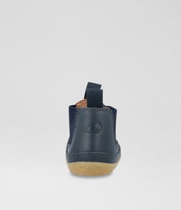 SU TRAVELER BQ NAVY LEATHER