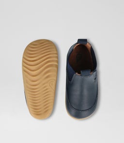 SU TRAVELER BQ NAVY LEATHER