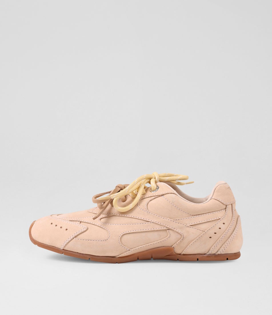 Myr Aa Vanilla Leather Lace Up Sneakers