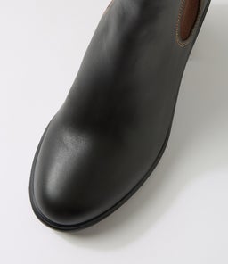2366 WOMENS BOOT BZ BROWN LEATHER