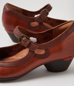 LAUREL MJ C2 TOFFEE LEATHER