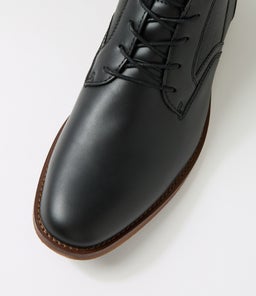 FRED C8 BLACK SMOOTH