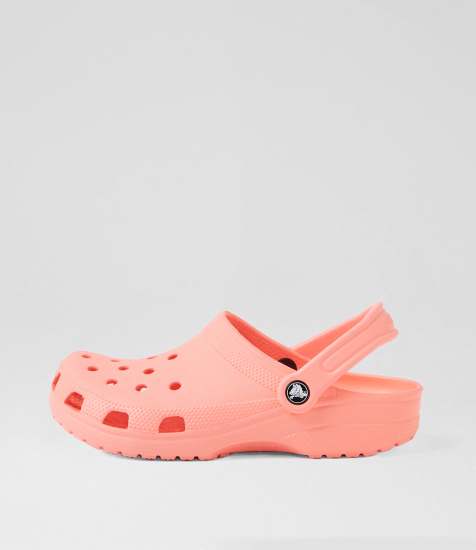 Classic Clog W Guava Croslite Sandals