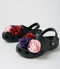 210388 CLASSIC ROSETTE CLOG CC BLACK CROSLITE