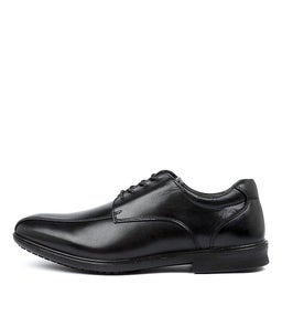 C PEARCE CF BLACK LEATHER