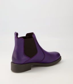 QUAKE CF LT PURPLE LEATHER