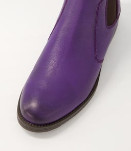 QUAKE CF LT PURPLE LEATHER