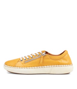 POSITION CF YELLOW LEATHER
