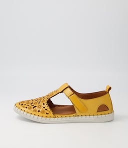 VARISH CF YELLOW LEATHER