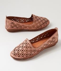 LYYON CF BLUSH LEATHER