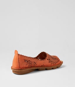 NLYSANDER CF TANGERINE LEATHER
