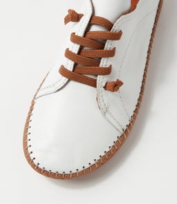 MEROS CF WHITE LEATHER