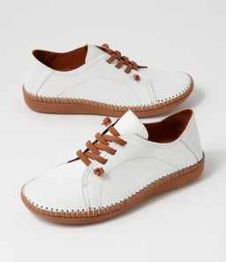 MEROS CF WHITE LEATHER