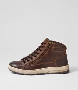 PRESTON CF BROWN PULL UP LEATHER