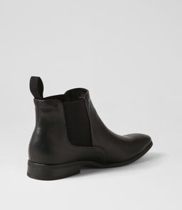 TORRENT CF BLACK LEATHER