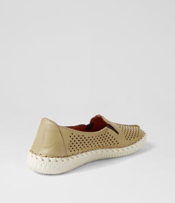 ALOA CF KHAKI LEATHER