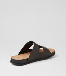 JERALD CF BLACK TUMBLED LEATHER