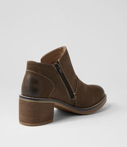 ACRES CF DARK BROWN LEATHER