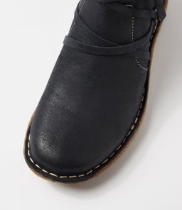 ECHO CF NAVY SUEDE