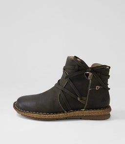 ECHO CF OLIVE SUEDE