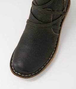 ECHO CF OLIVE SUEDE