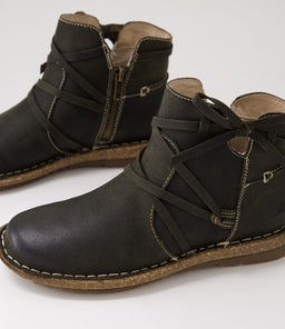 ECHO CF OLIVE SUEDE
