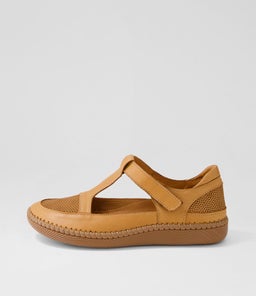 MALBEC CF TAN LEATHER
