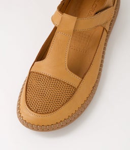MALBEC CF TAN LEATHER