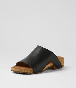 TAHOMA CF BLACK LEATHER
