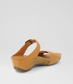 JALNA CF TAN LEATHER