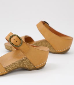 JALNA CF TAN LEATHER