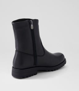 ARMADA CF BLACK LEATHER