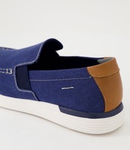 TREPID CF NAVY CANVAS