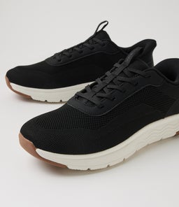 WAMRUM CF BLACK KNIT