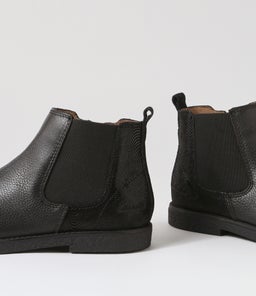 202916 CHELSEA II JNR CK BLACK LEATHER